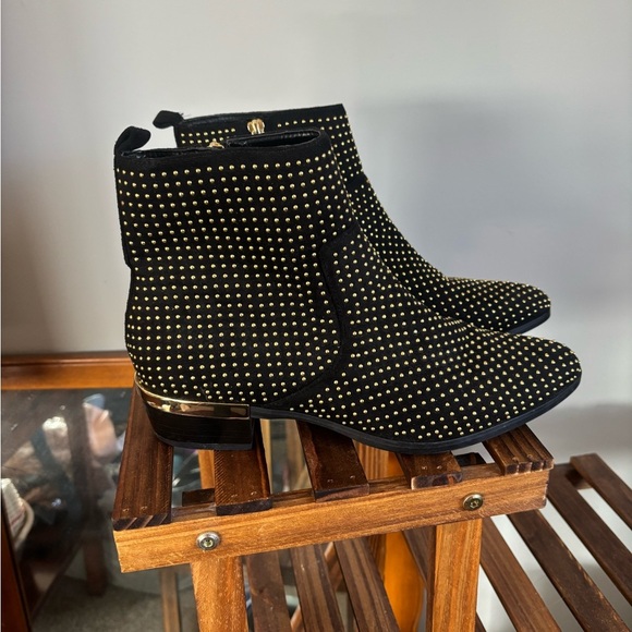 Juicy Couture Studded Ankle Bootie - Picture 4 of 9